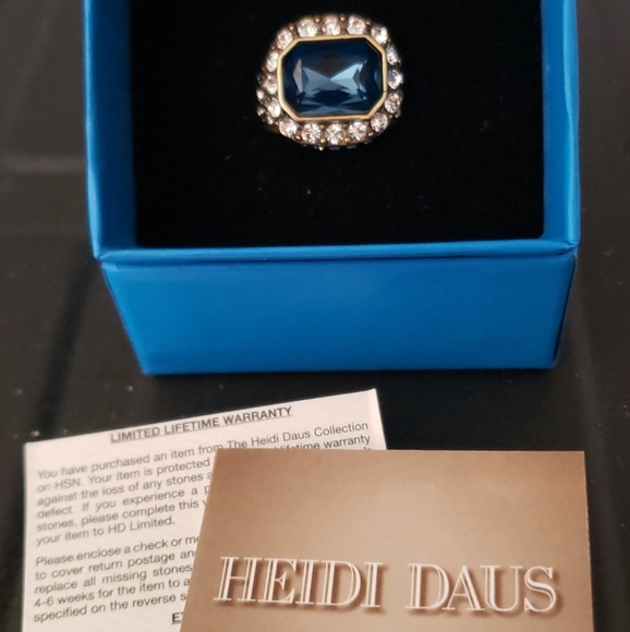 Heidi Daus Jewelry - Heidi Daus Gorgeous Sapphire Ring